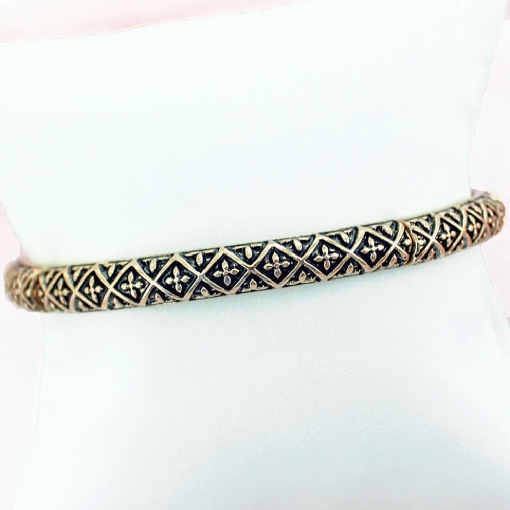 ⛄️GOLDTONE FRENCH QUARTER STRETCH BRACELET